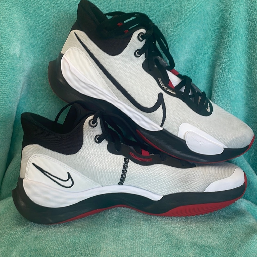 Nike basketball shoes size 11.5